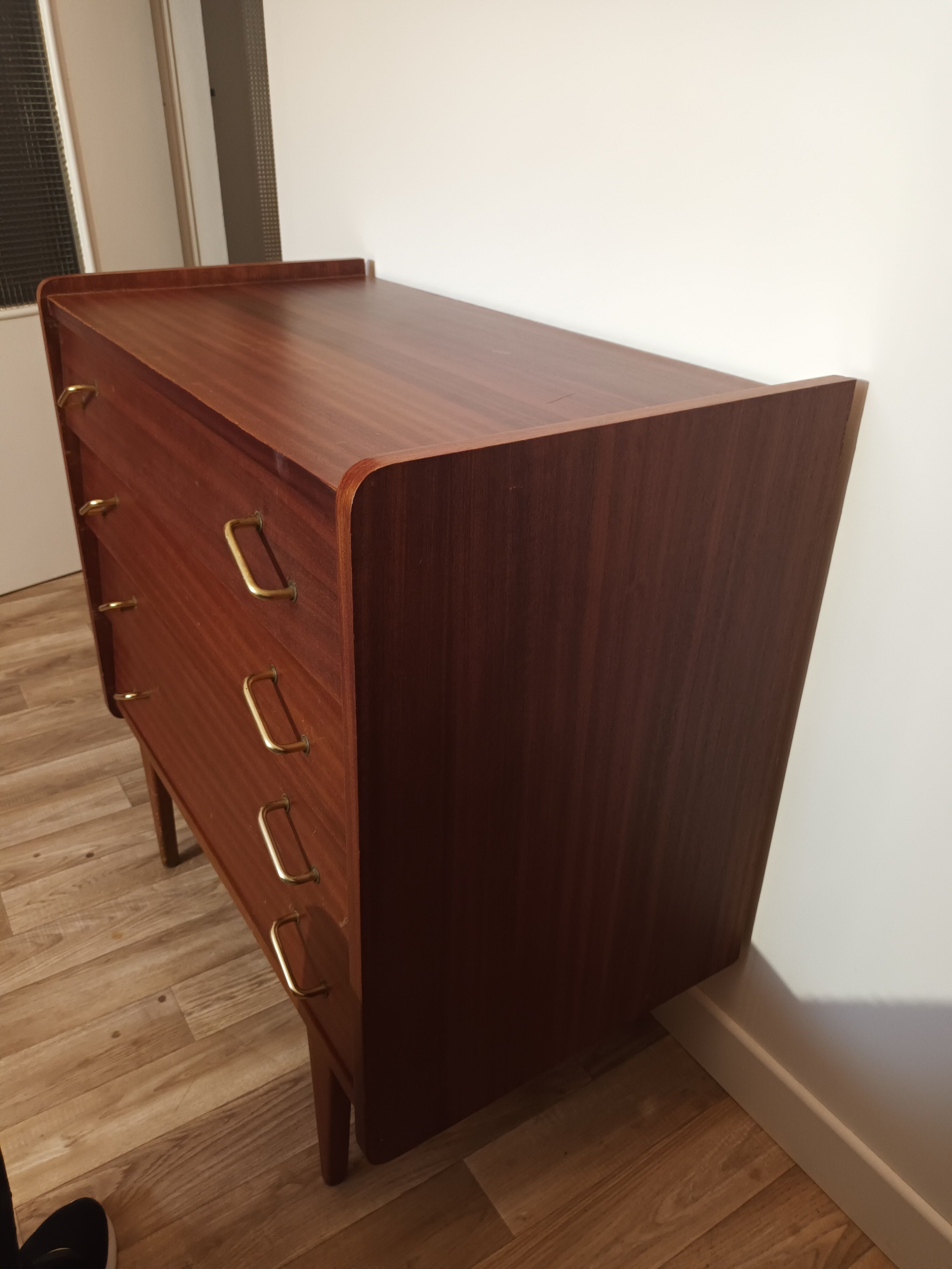 Vintage chest of drawers