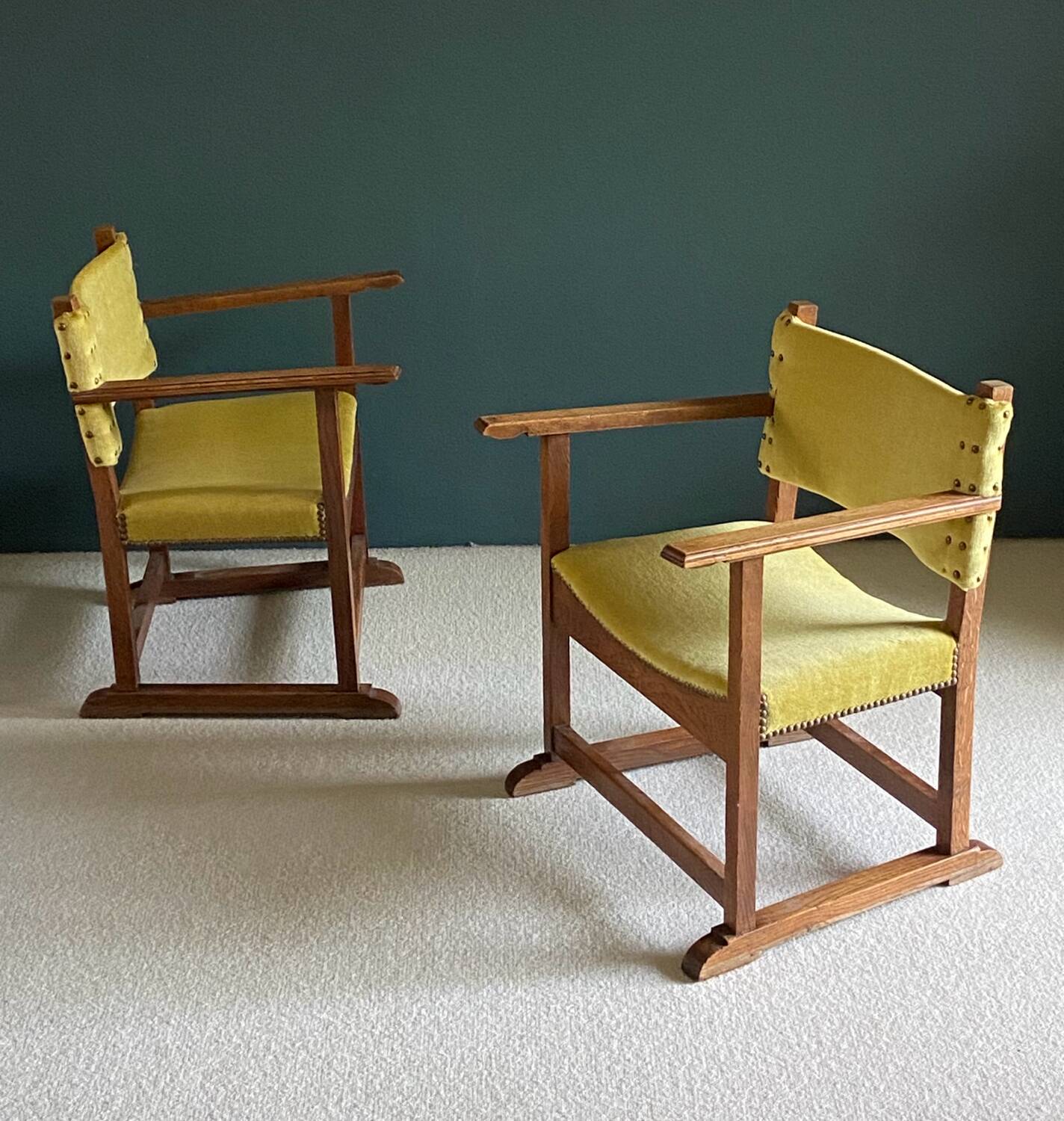 Paire de petits fauteuils années 30-40
