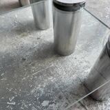 Paire de tables basses modernistes en verre transparent et acier inoxydable brossé, avec pieds cylindriques