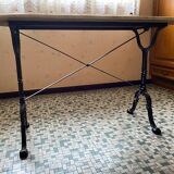 Bistro table marble cast iron foot