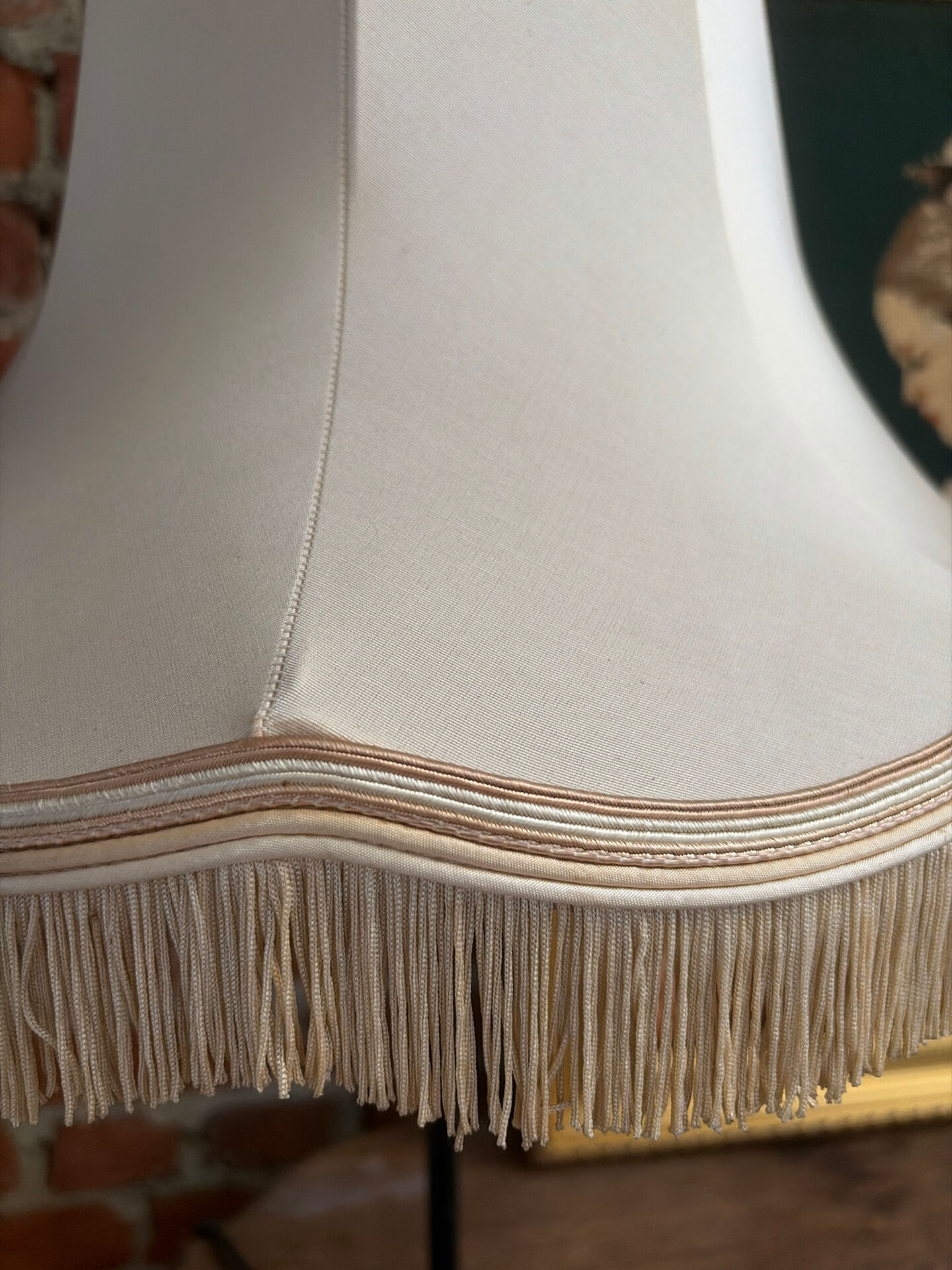 Fringed pagoda lampshade