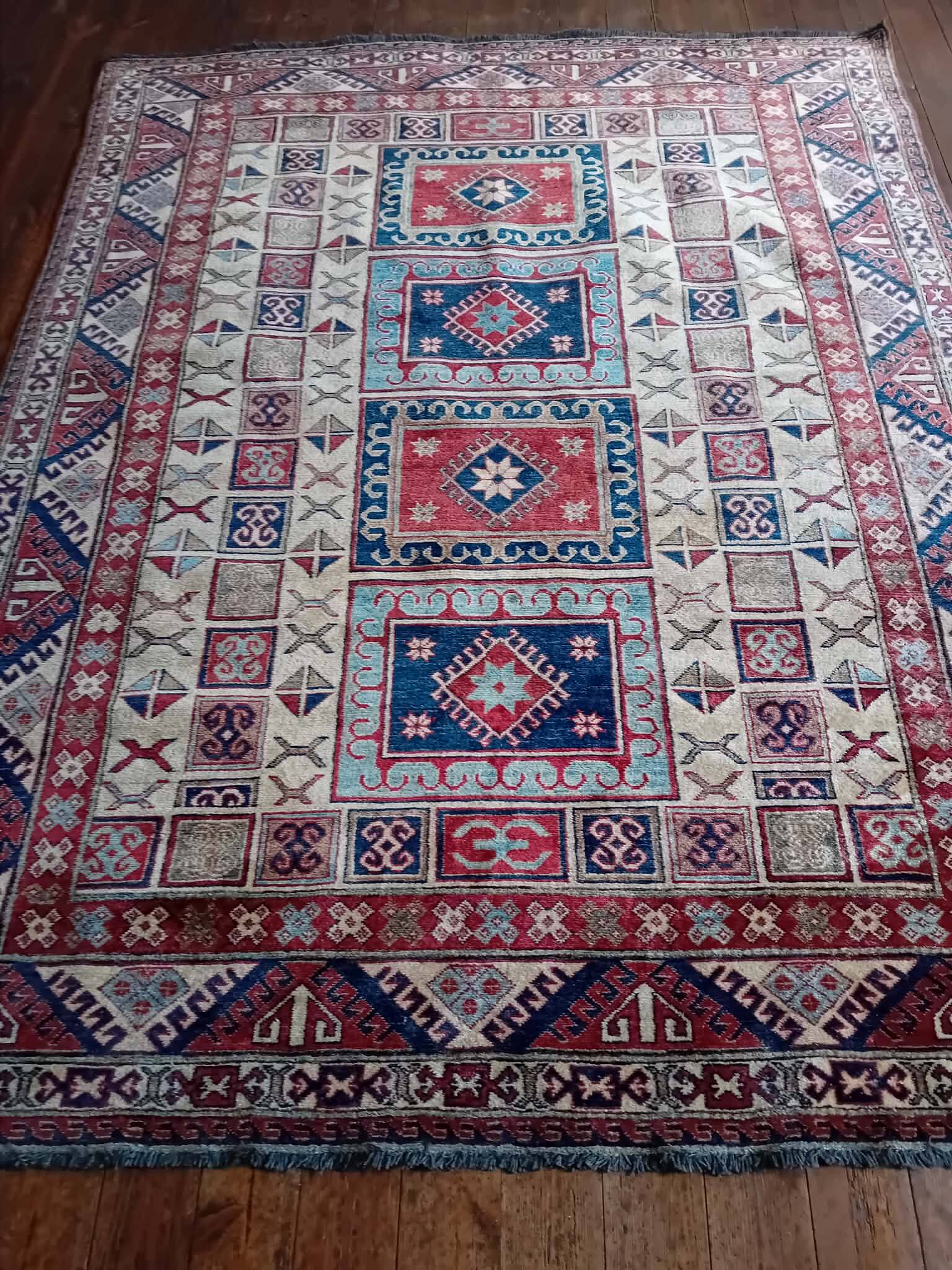 Handmade Pakistani Kazak rug 235x184cm