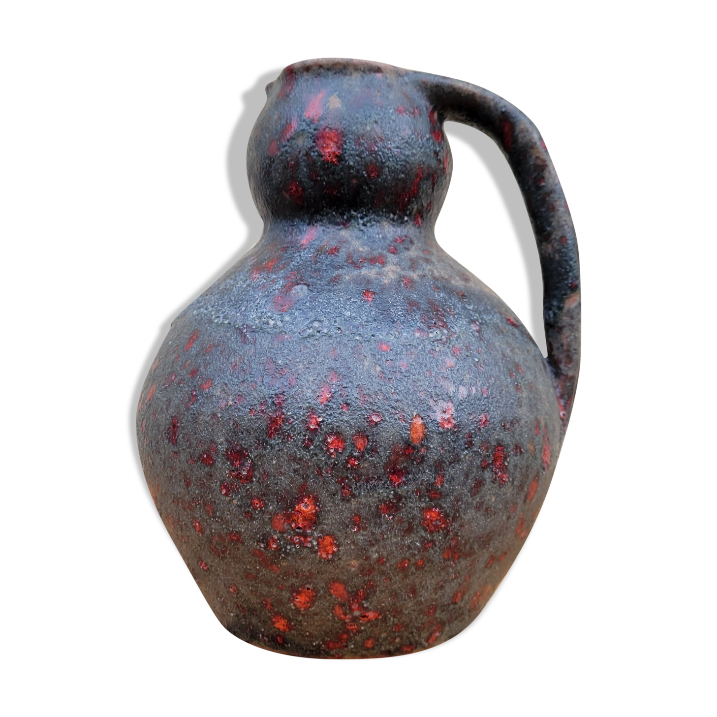 Brutalist pitcher Campo Piano Orezza