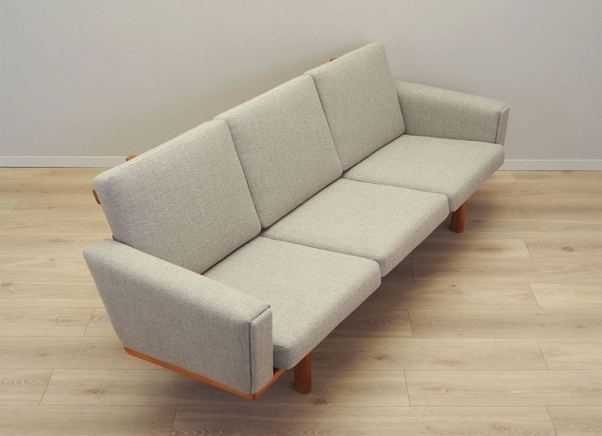 Ash sofa, 1960s, Danish design, designer: Hans. J. Wegner, production: Geta