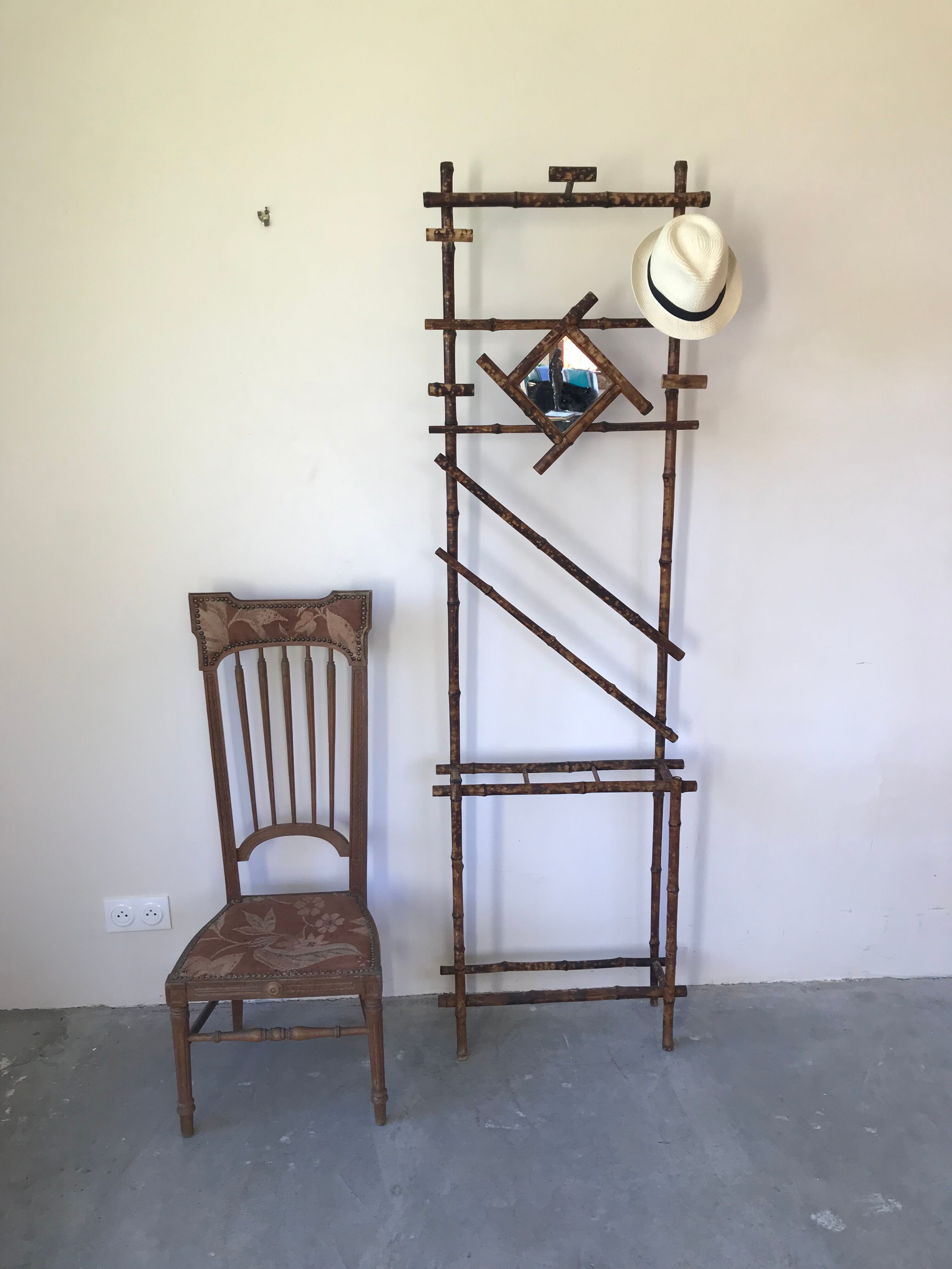 Bamboo coat rack cloakroom