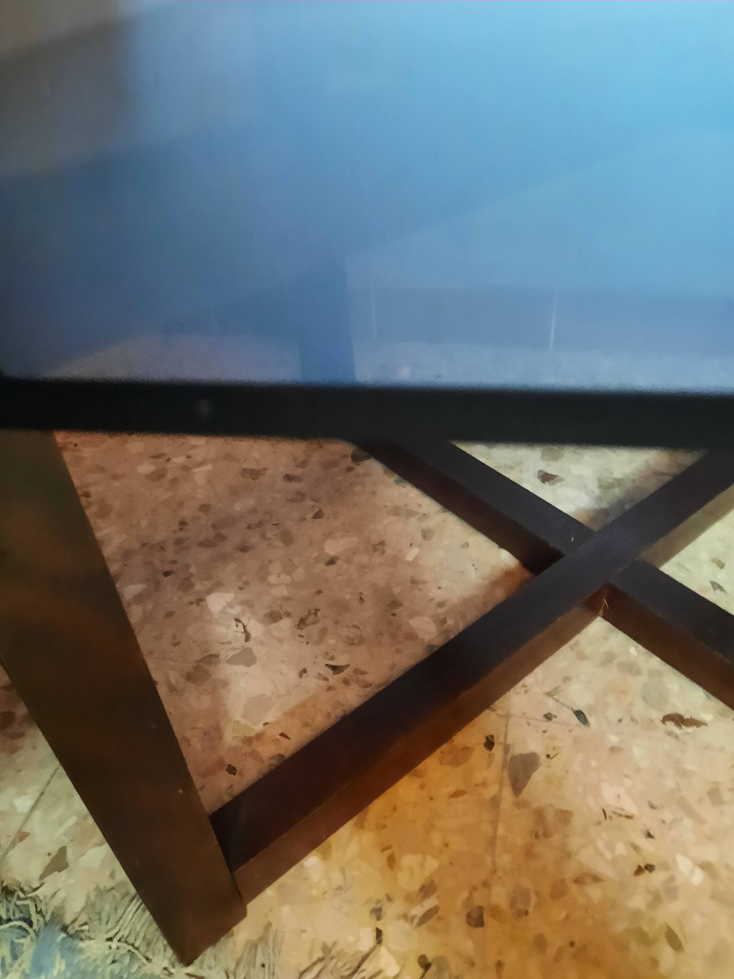 Table basse bois et verre fumé