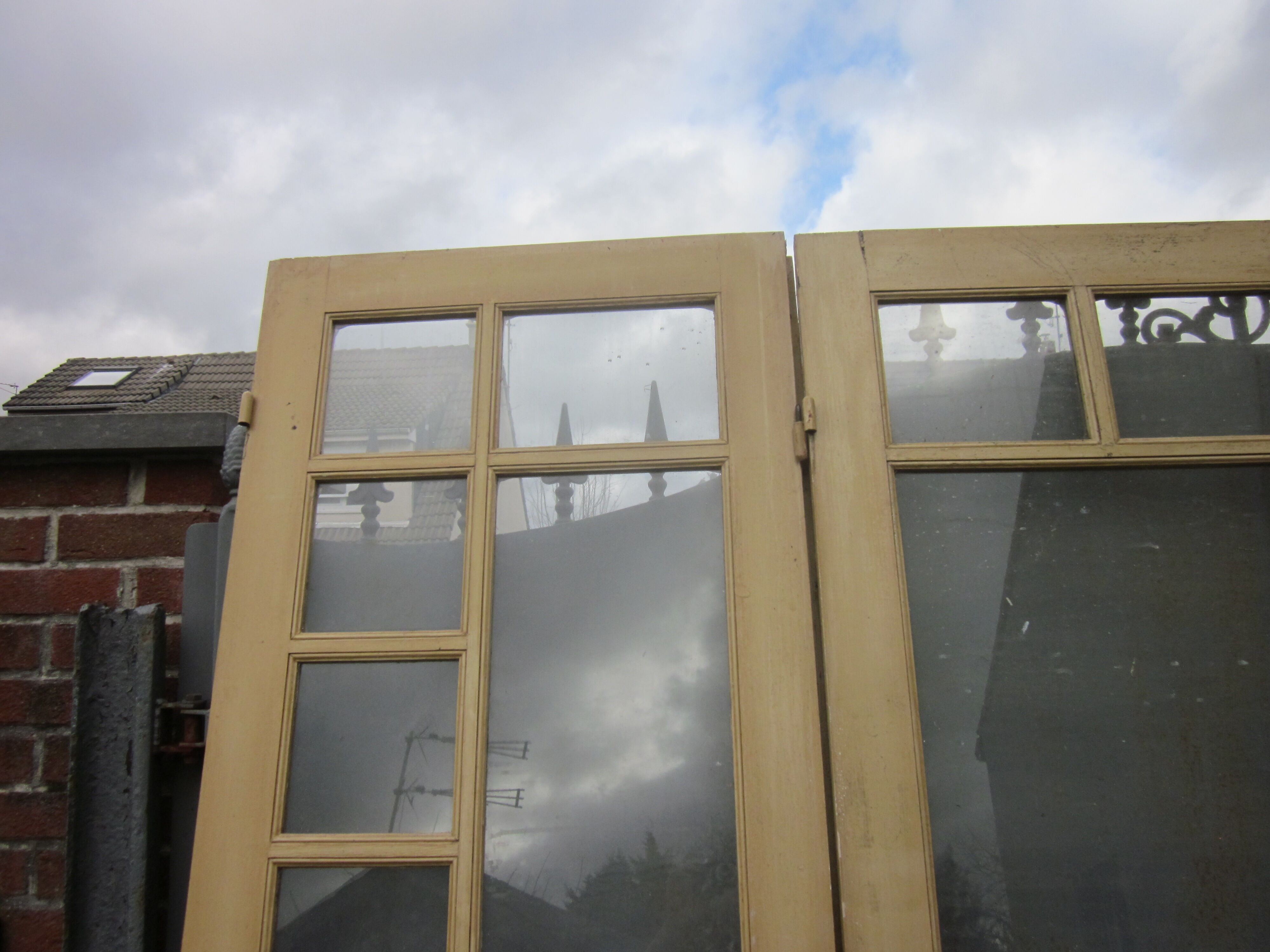 4 old separation doors