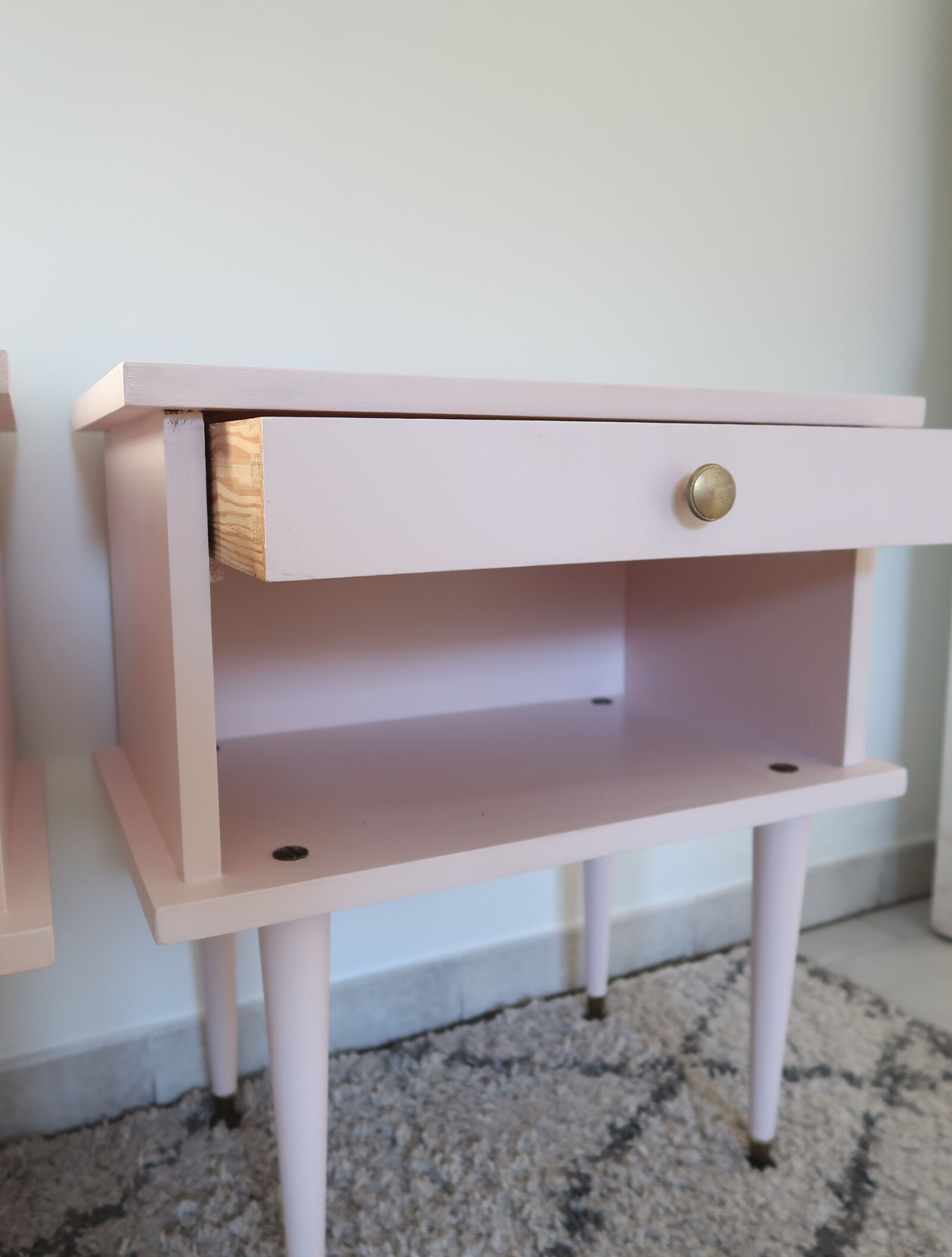 Lot de tables de chevets