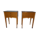 Lot de deux tables de nuit