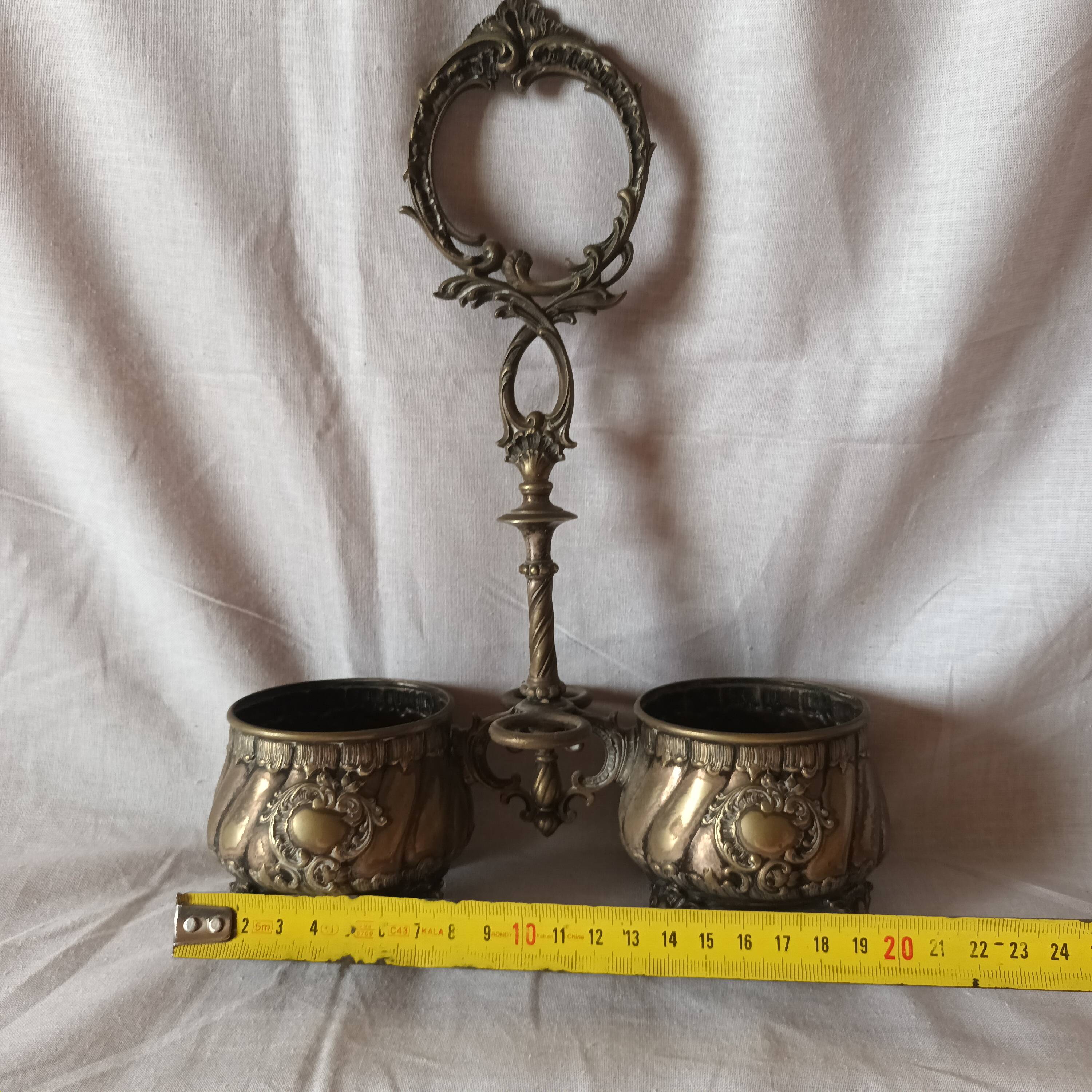 Ancien saleron en métal argenté