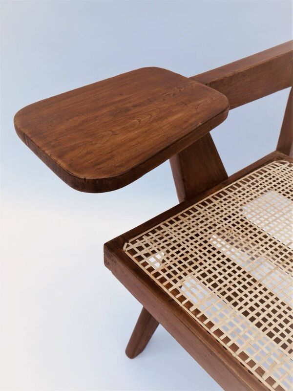 Pierre Jeanneret chaise modèle à  écritoire