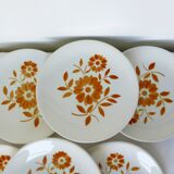 6 dessert plates & 1 pie dish from the 1970s 210194