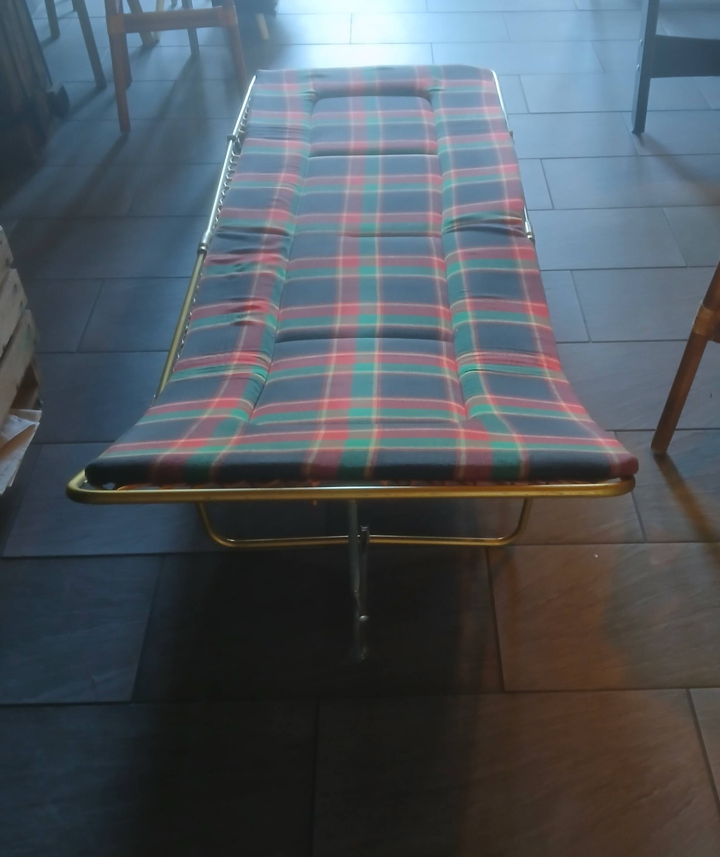 Lafuma vintage 1970s camp bed – foldable – tartan green – camping c