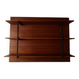 bibliotheque murale en bois et métal noir, design scandinave 1970