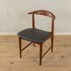 Chaise "corne de vache"  en noyer et similicuir noir