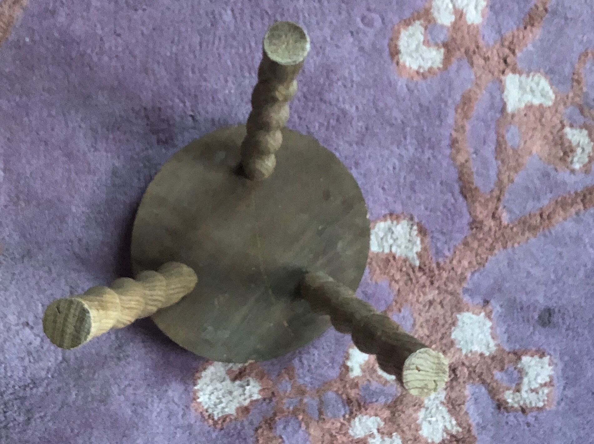 Tripod tab