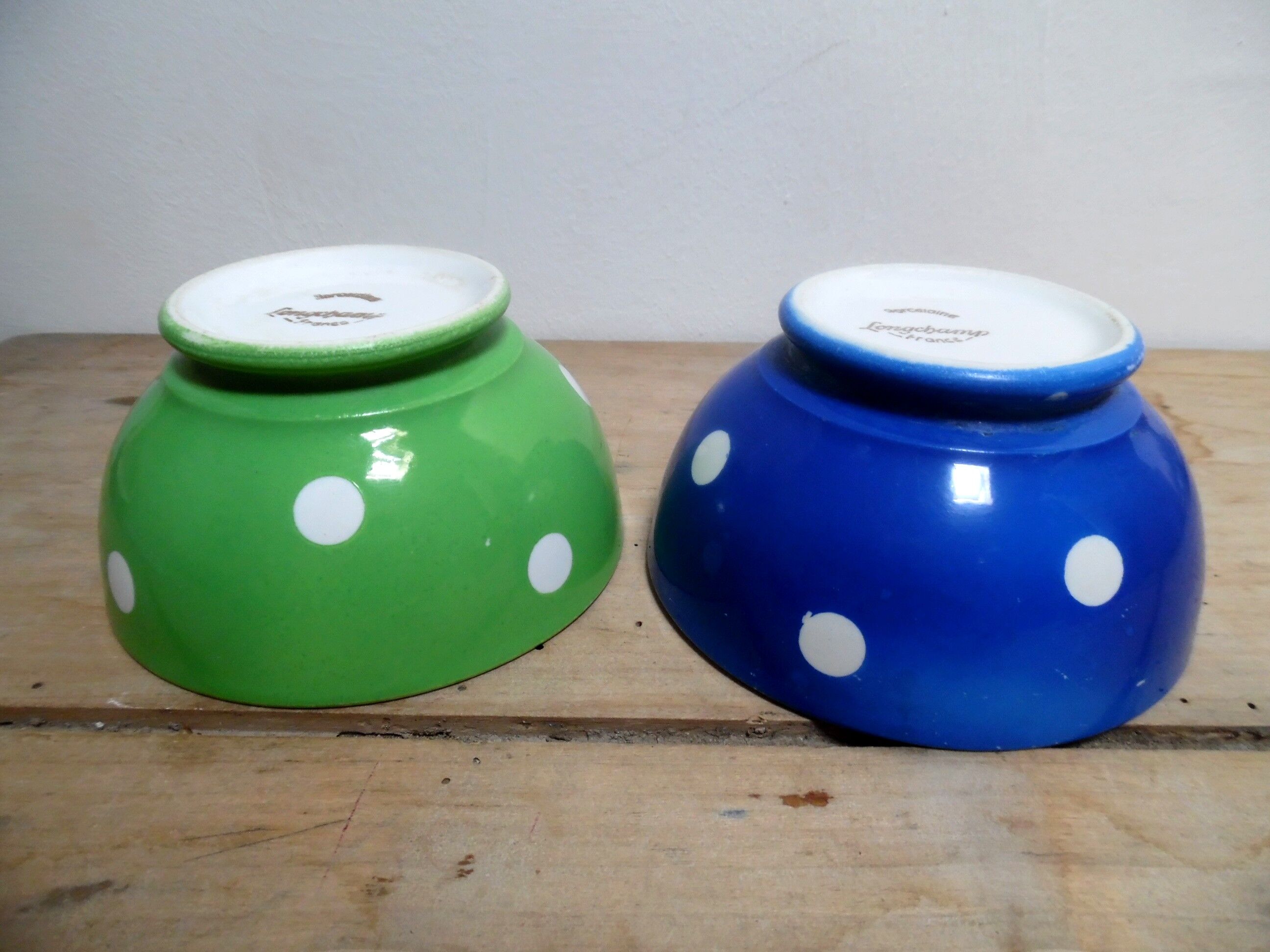 Two longfield porcelain bowls