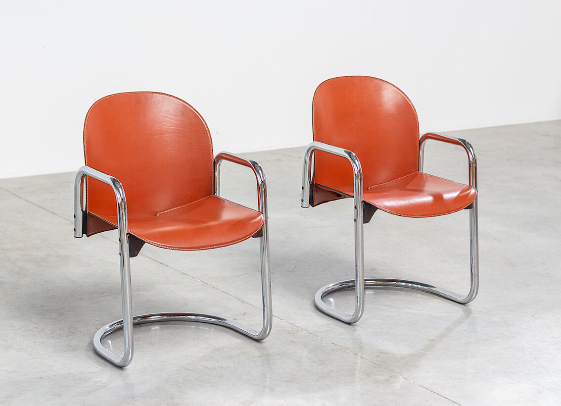 Two leather chairs Tobia Scarpa Design Dialogo Modernist, 1970