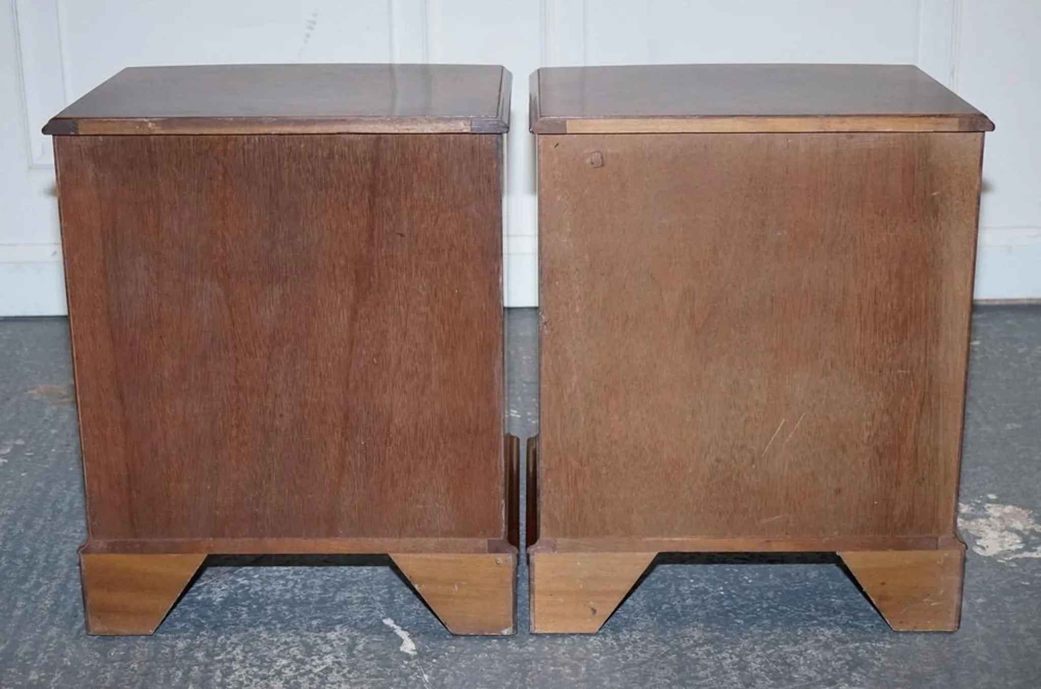 Nightstands in Walnut Burl with Drawers, Set of 2