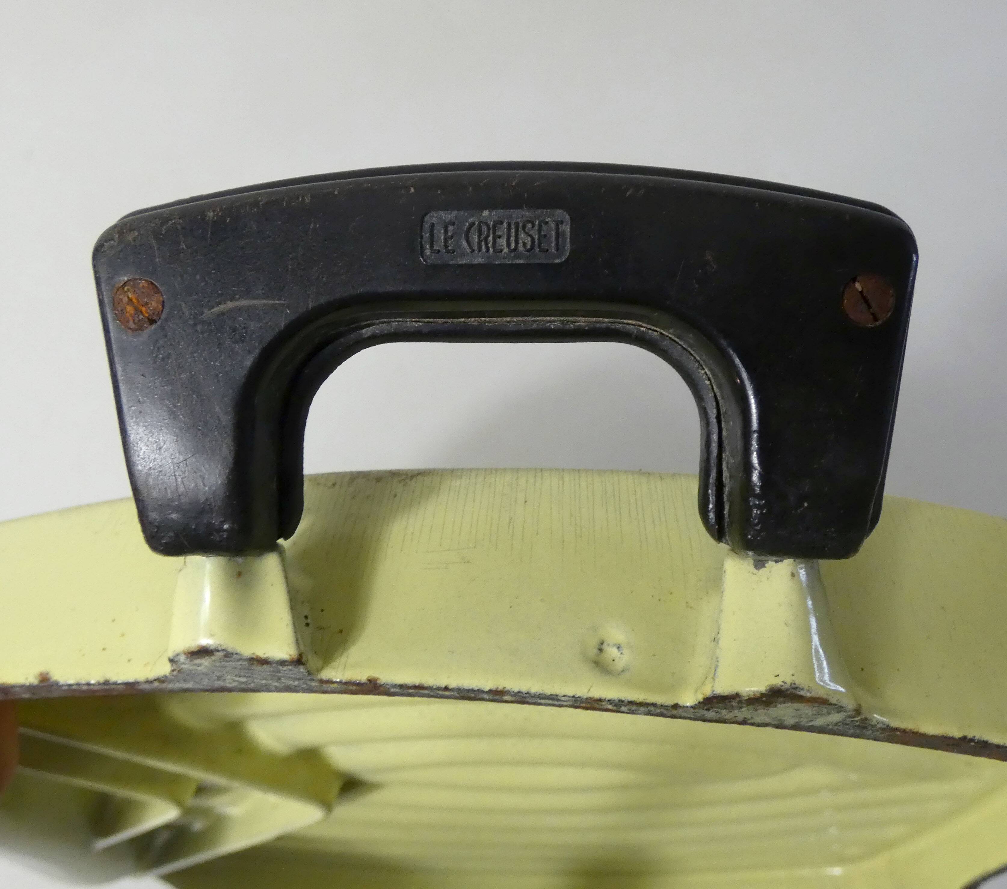 Tostador Le Creuset design Raymond Loewy