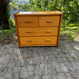 Mountain chest of drawers