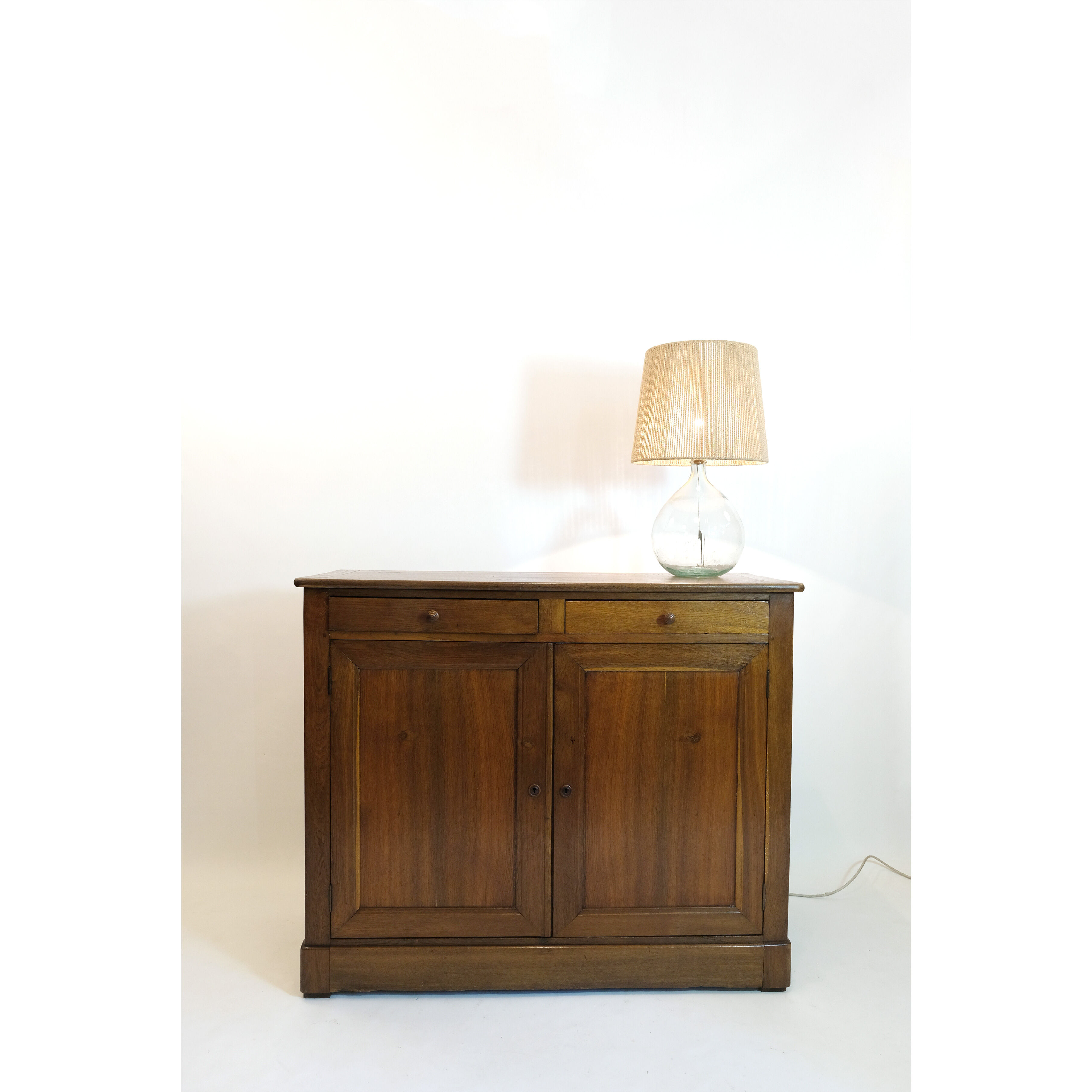 Buffet en chêne naturel du XIXème siècle.