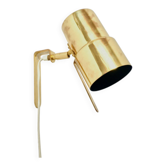 Scandinavian Brass Model V-324/2 Wall Light from Hans-Agne Jakobsson AB Markaryd, Sweden, 1960s