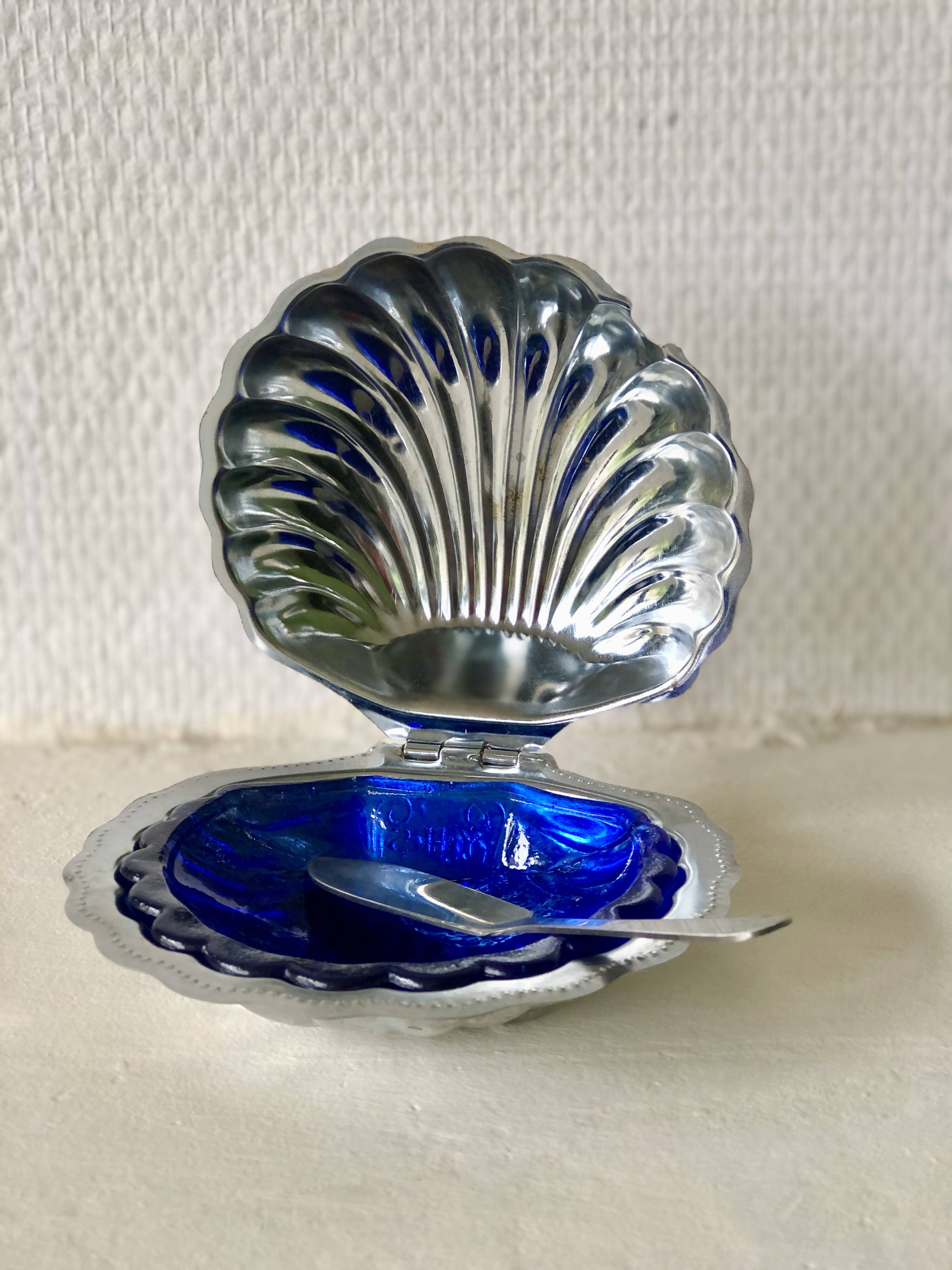 Persian blue shell butter dish