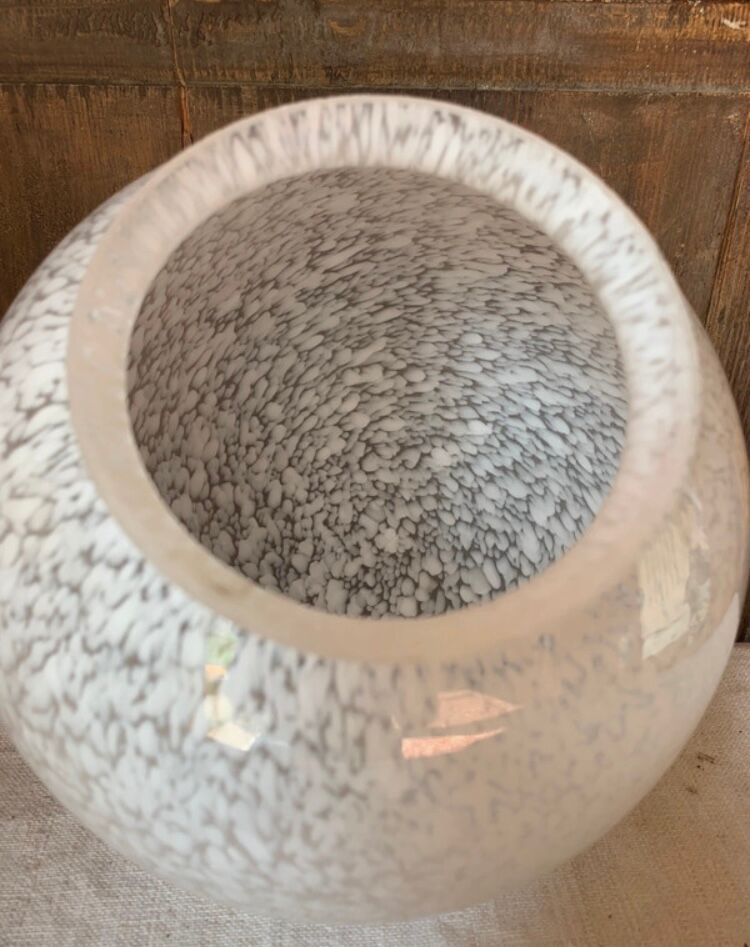 Globe ancien verre de Clichy