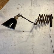 Rare English "Walligraph" accordion lamp, "Radialite" model, 1930s