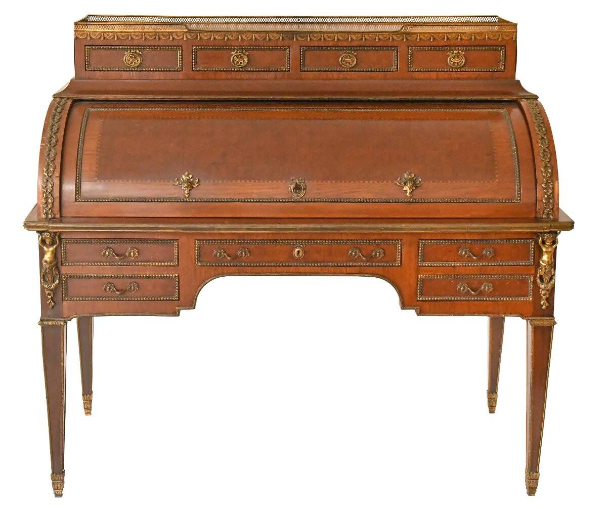 Bureau à cylindre de style Louis XVI en marqueterie