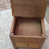 Child's downbating trunk chair