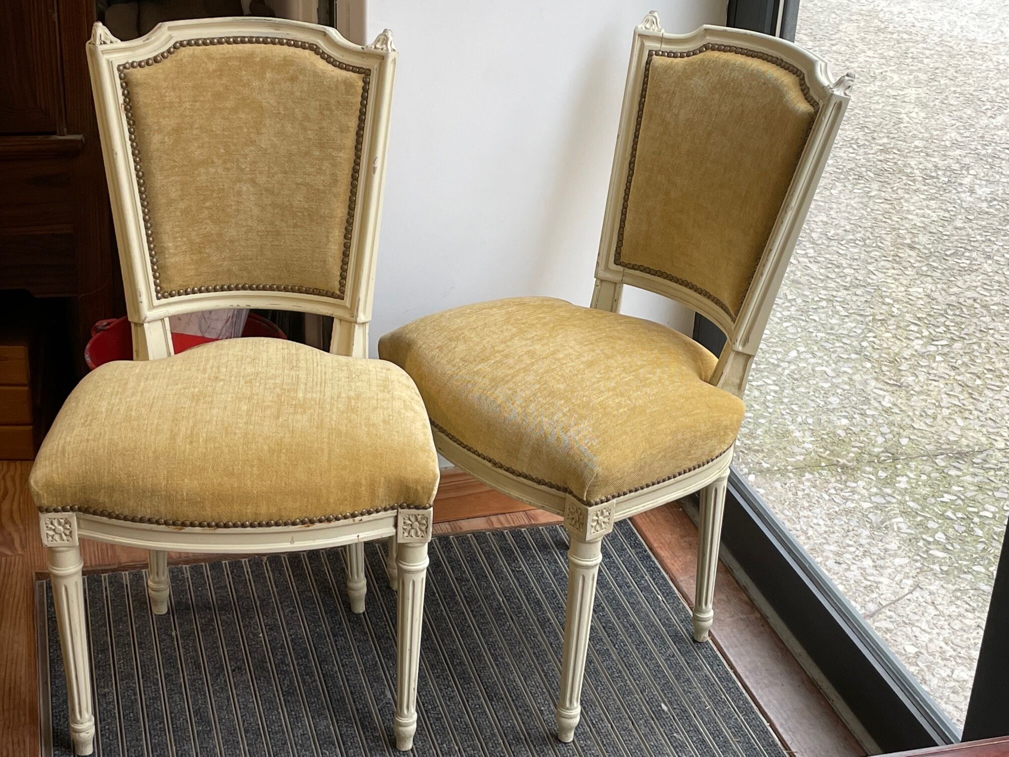 Set of 2 Louis XVI chairs