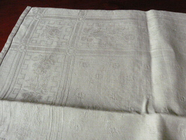 table service Tablecloth,12 Damask napkins and Monograms: FG or FC