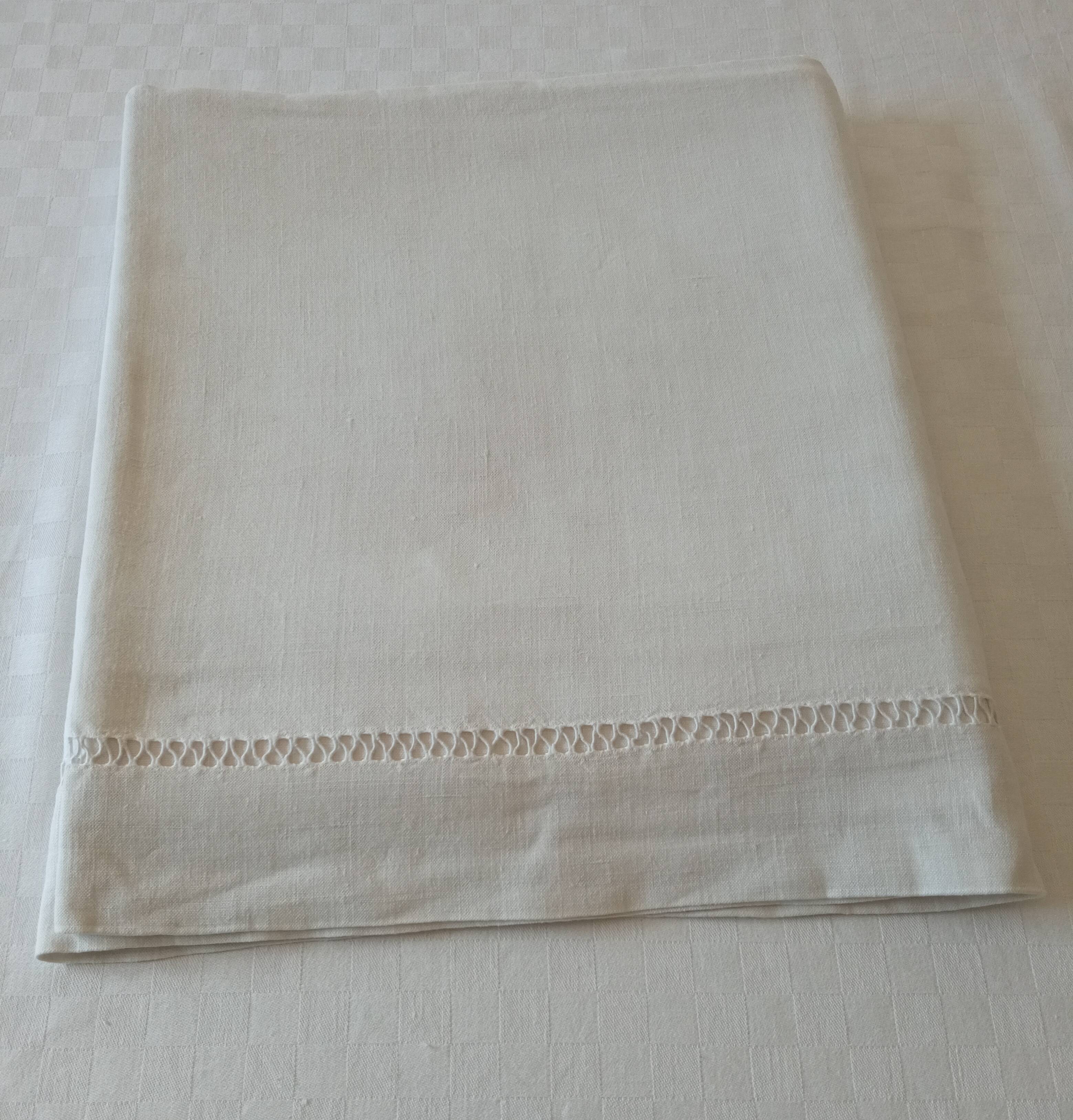 Mestizo cloth