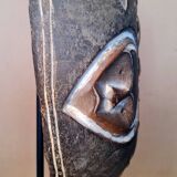 Bouclier d'apparat Fang africain en bois