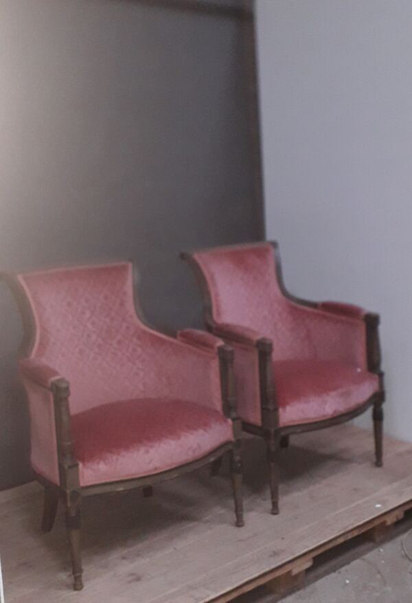 Paire de bergères de style directoire