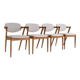 Ensemble de 4 chaises modèle "42" par Kai Kristiansen pour Schou Andersen, années 1960.