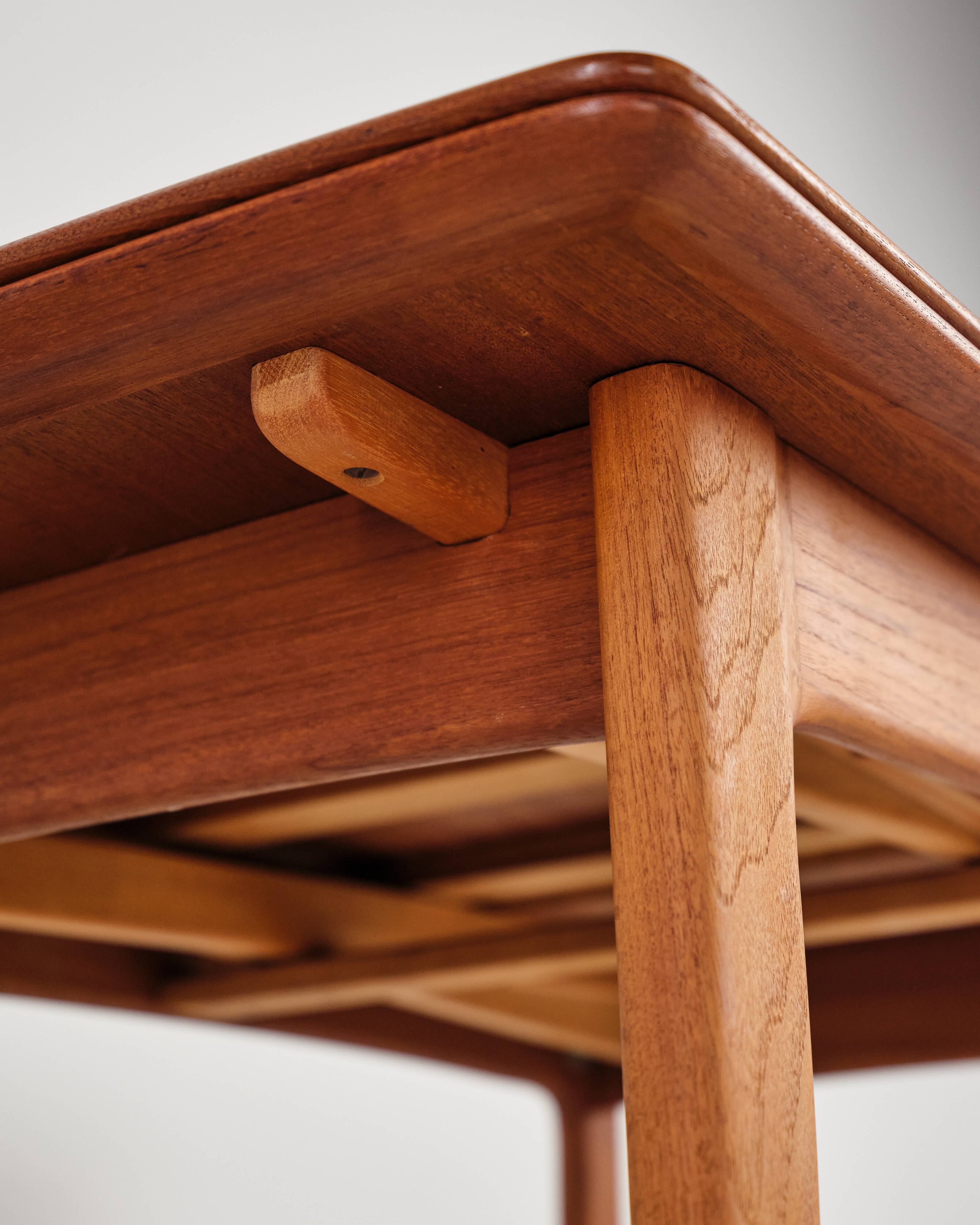 Extendable table by Svend Aage Madsen for K. Knudsen & Son