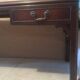 Table basse en acajou et cuir