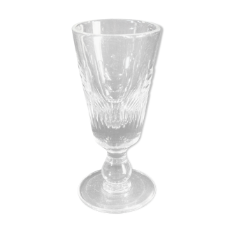 Verre à absinthe en verre soufflé et taillé