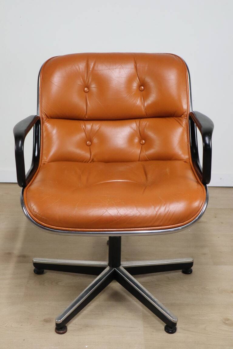 Charles Pollock leather office chair, Knoll edition, 1970