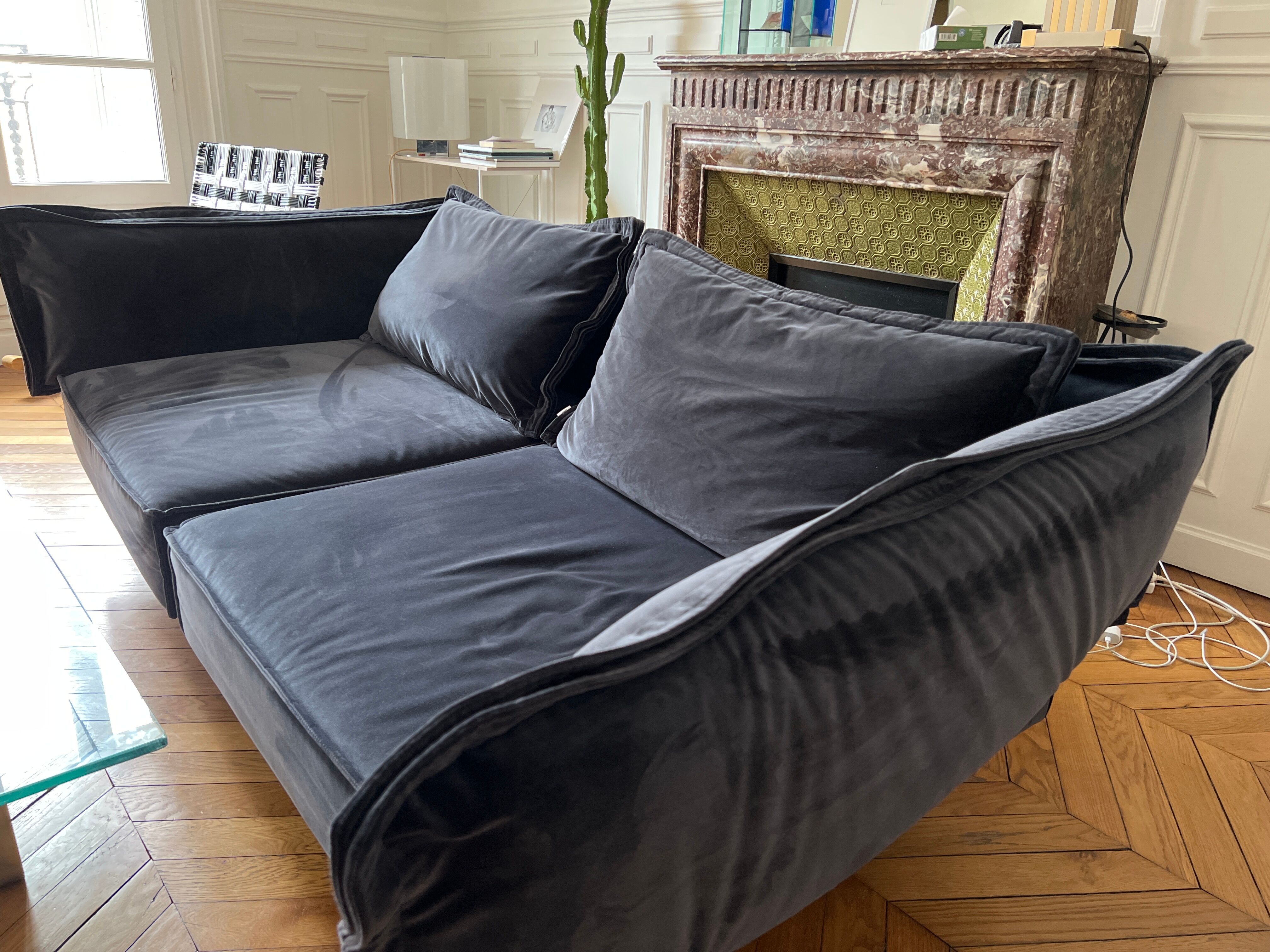 2 seater sofa Dark Blue Velvet - HANDVÄRK