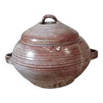 Glazed stoneware soup tureen from Biot - vintage-shaped piece.