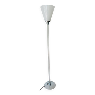 Unique Ingo Maurer design lamp. M design floor lamp by Maurer. Milk glass, transparant base.