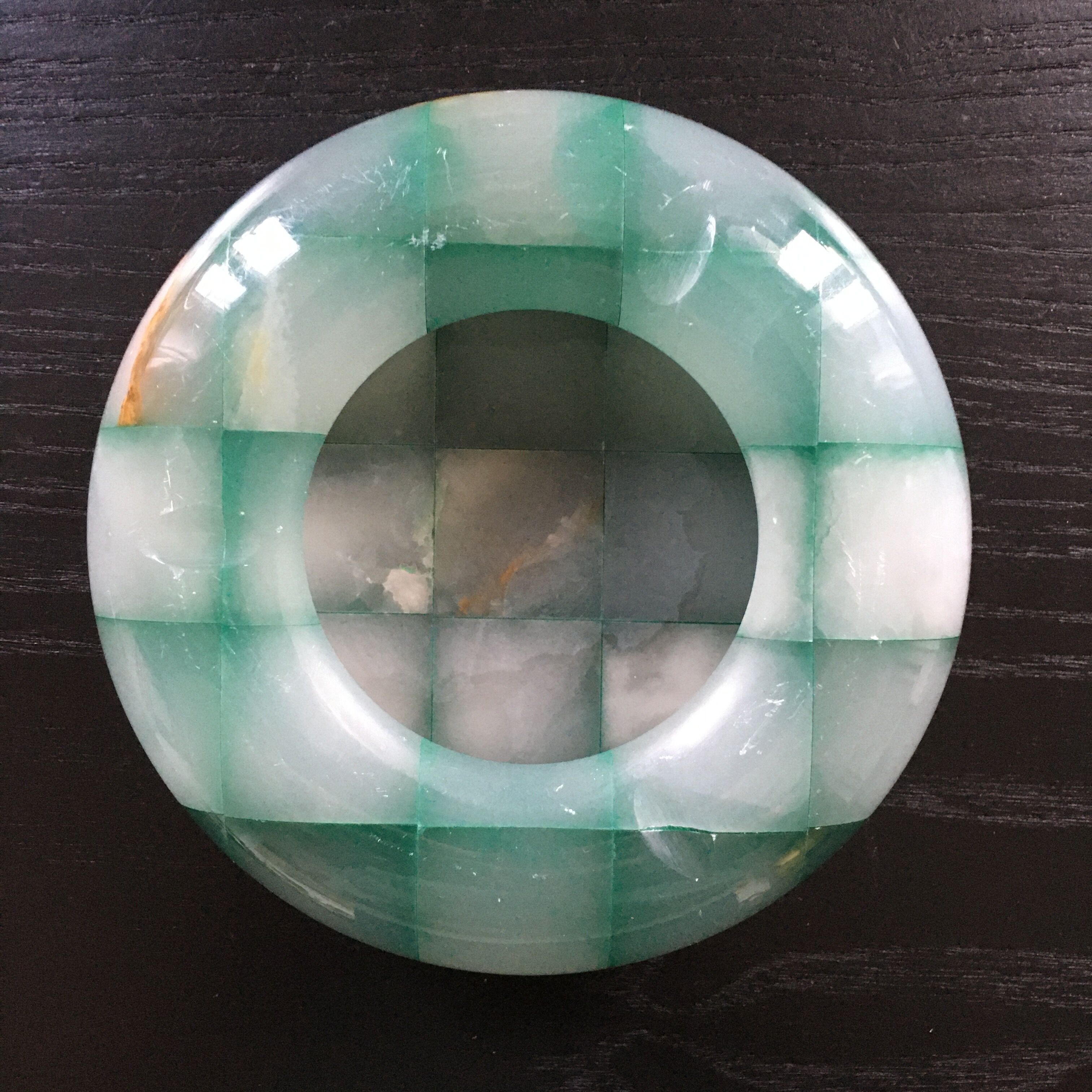 Cendrier pierre verte translucide