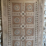 Hand-woven jute carpet