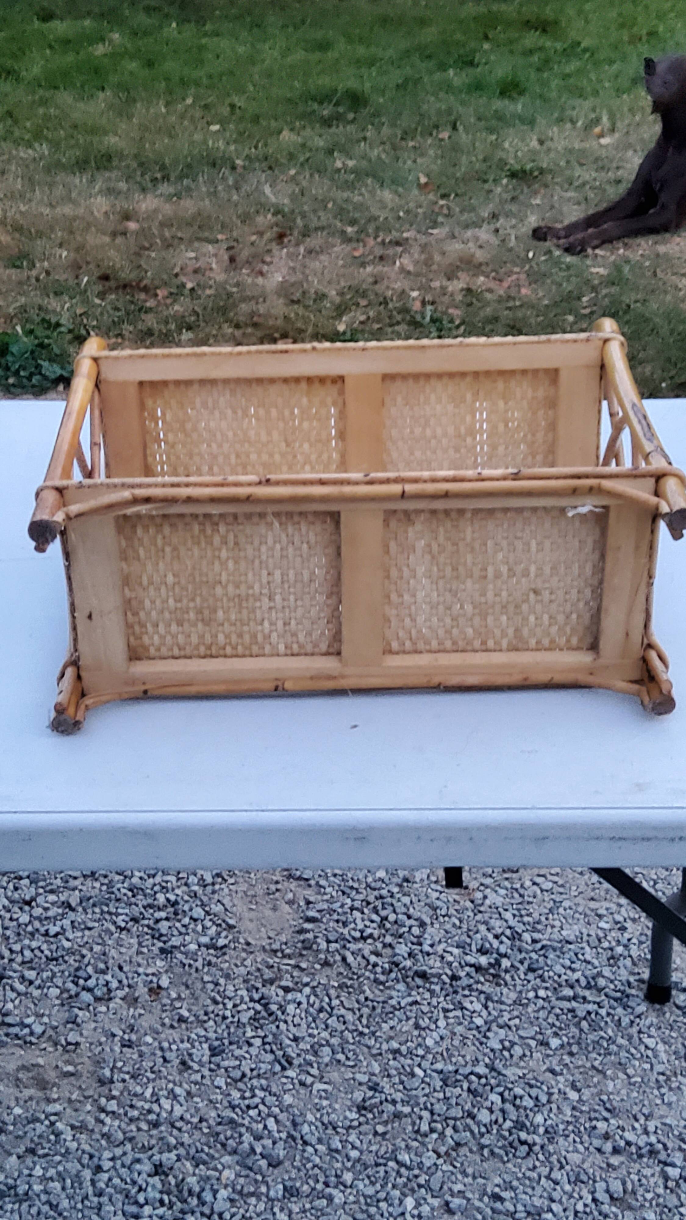 Double wall shelf in bamboo and rattan from the 70s