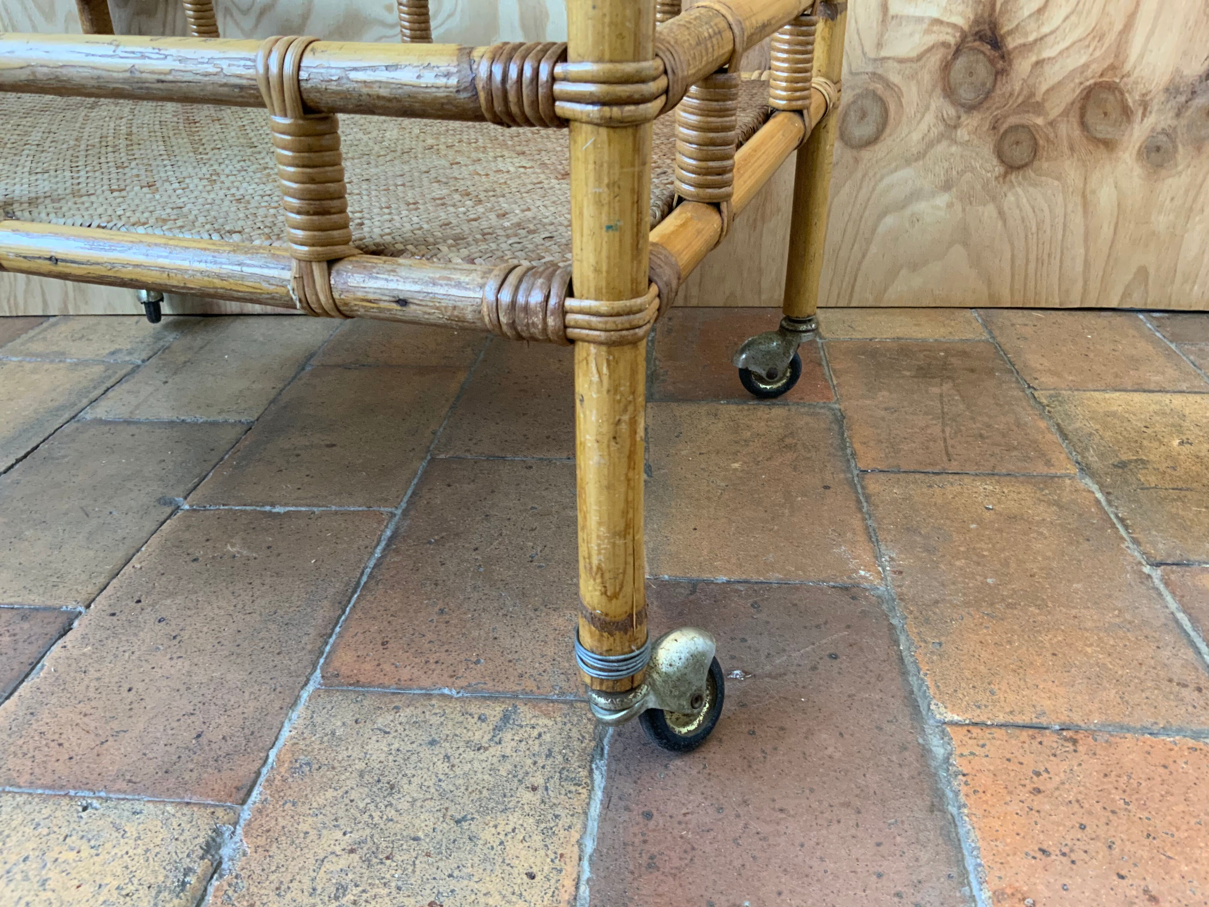 Desserte ou table-roulante vintage