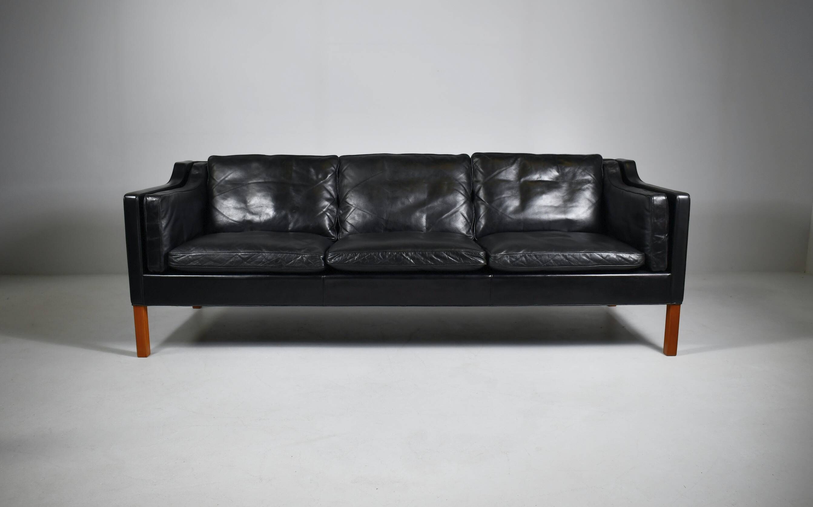 Sofa Model 2213 by Børge Mogensen, Frdericia. Denmark.